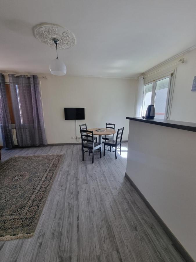 Appart En 1Er Etage A 120M De La Mer Le Treport Exterior photo